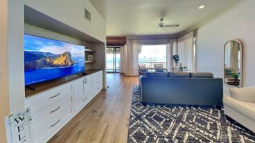 Living Room and Seating Area with Tv