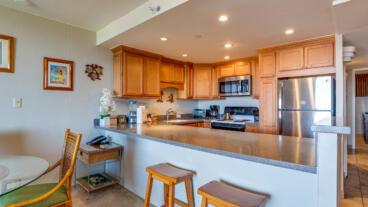 Kaanapali-Shores-Kitchen-01