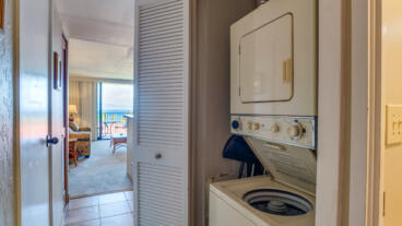 Kaanapali-Shores-Washer-Dryer