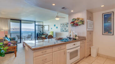 kahana-reef-317-living-room-01